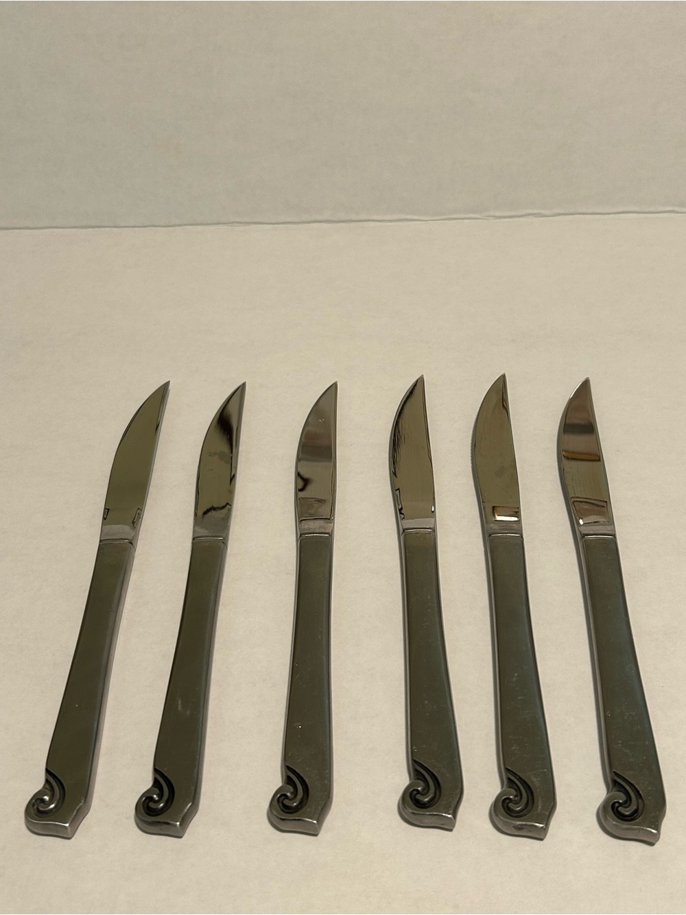 Stainless Steel Ecko Eterna Knife Set - Silver Butter/Steak Knives (6-Pack) - Picture 3 of 3